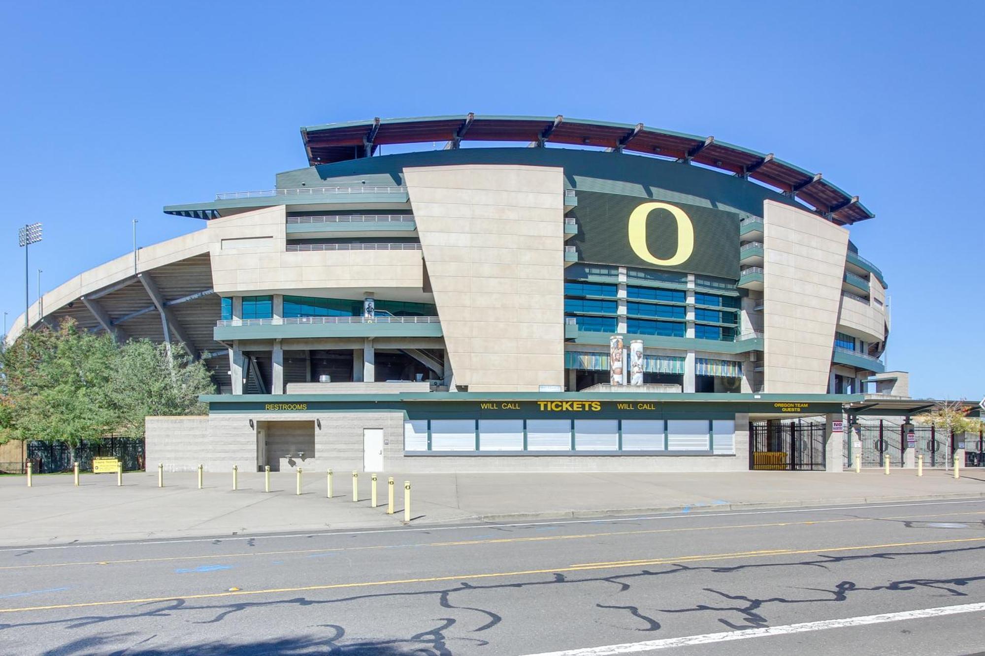Pet-Friendly Home With Grill, 2 Mi To Autzen Stadium Springfield Eksteriør bilde