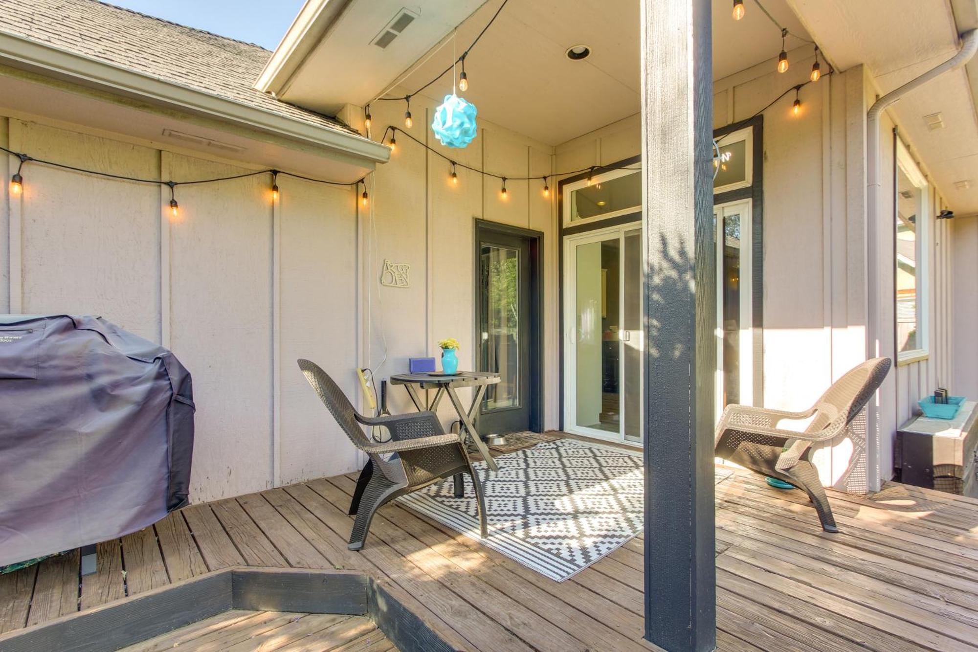 Pet-Friendly Home With Grill, 2 Mi To Autzen Stadium Springfield Eksteriør bilde